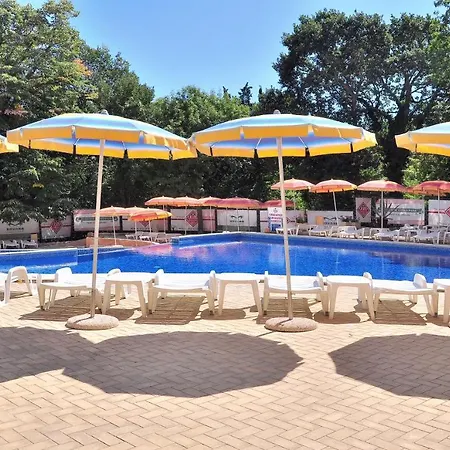 Paradise Park شقة فندقية غولدن ساندز