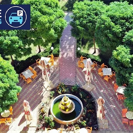 Paradise Park 3* غولدن ساندز