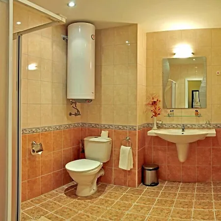 Paradise Park 3* غولدن ساندز