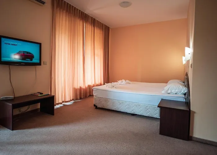 Paradise Park Апартхотел