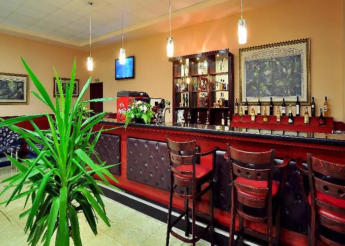 Aparthotel Paradise Park 3*