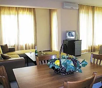 Hotel de apartamente Paradise Park 3*