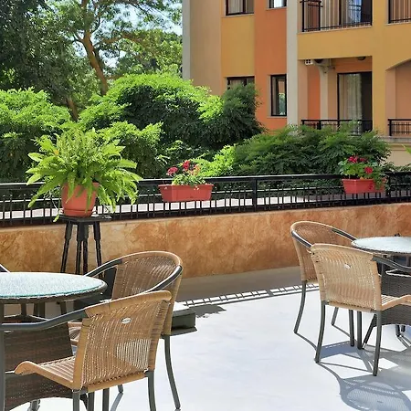 Paradise Park 3* Золотые Пески