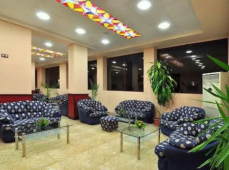 Апарт-отель Paradise Park 3*