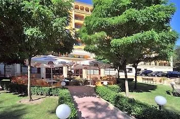 Apartahotel Paradise Park Golden Sands